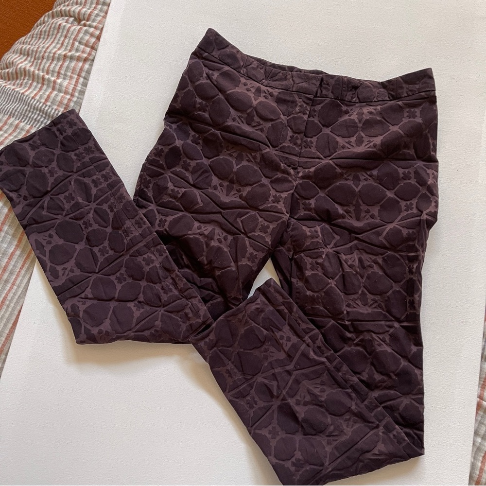 Vintage Vera Wang patterned pants 0 unique purple textured pattern